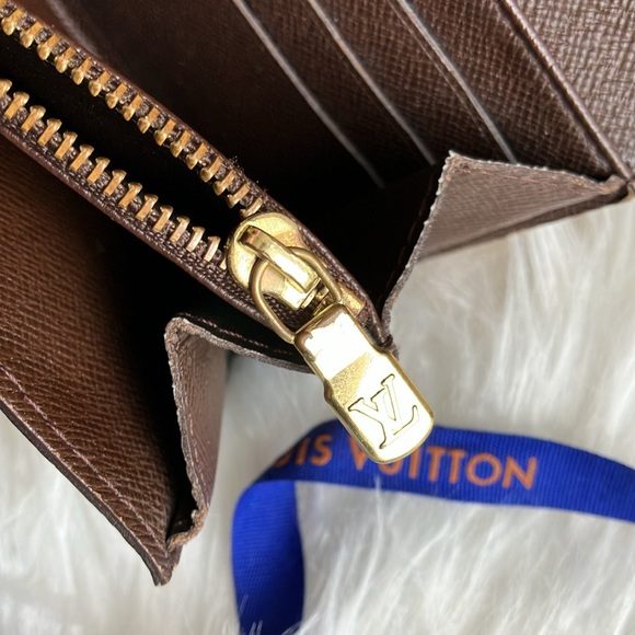 LOUIS VUITTON long snap wallet. EUC - Picture 9 of 16